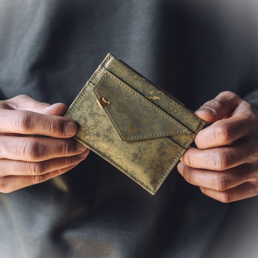 Card & Pass Case – waji exhibit store